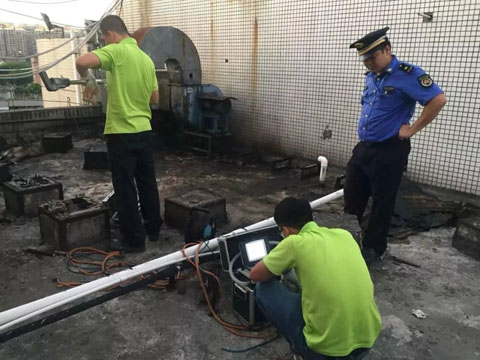 油烟净化设施竟成了摆设?城管开出5000元油烟罚单2.webp.jpg