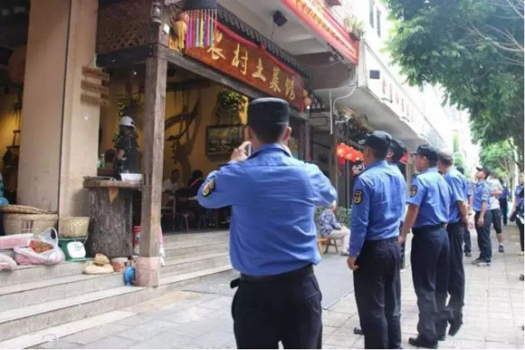 赶紧看看,城管查办餐饮油烟污染只针对这11种情况4.webp.jpg